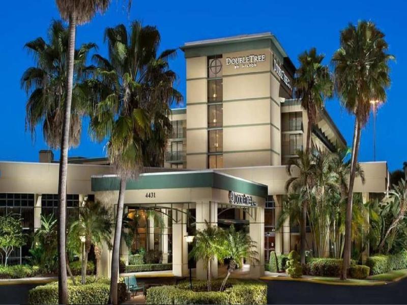 Doubletree By Hilton Palm Beach Gardens Hotel Exterior photo